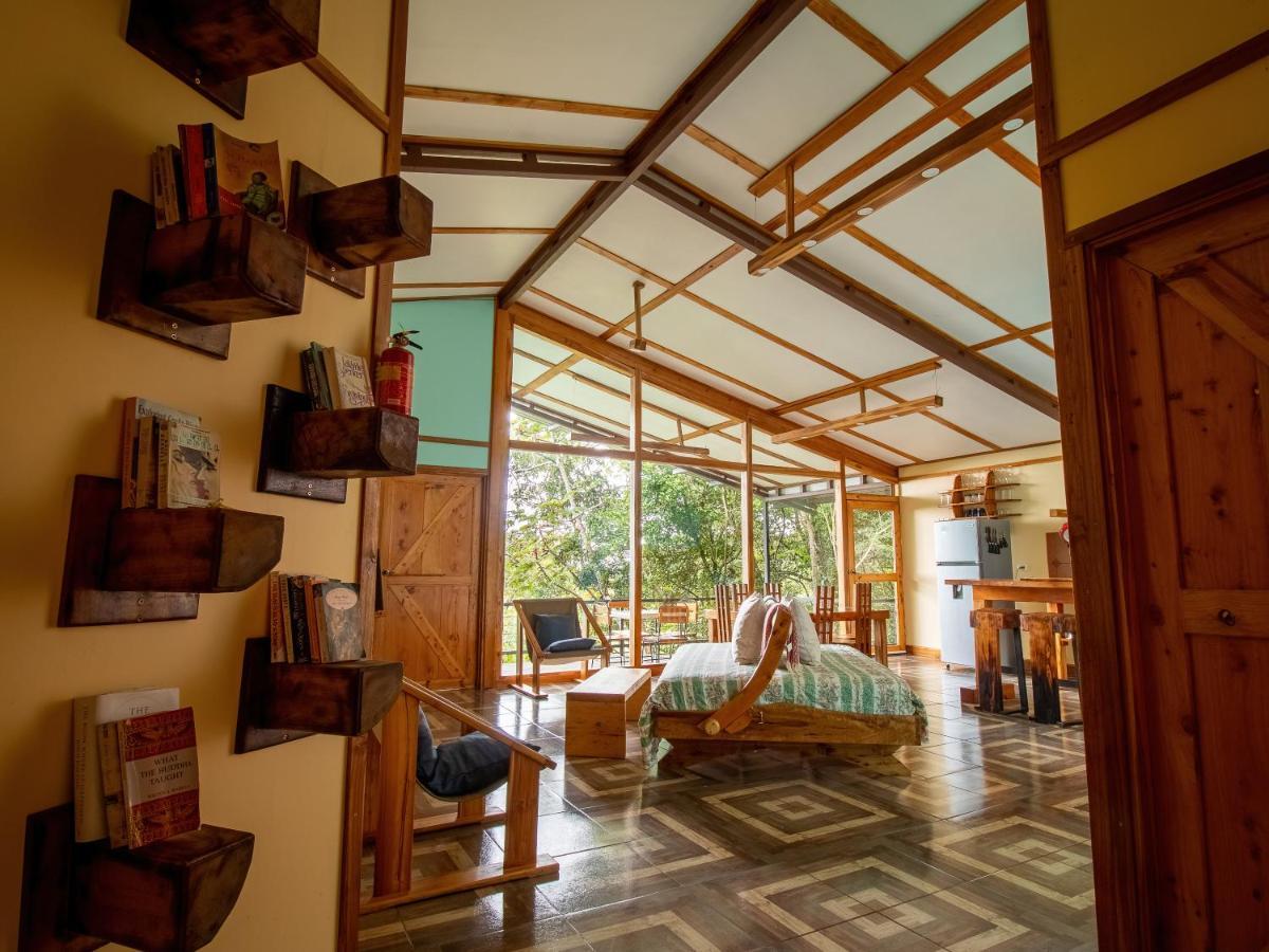 Above The Gulf, Vacation House Монте-Верде Экстерьер фото